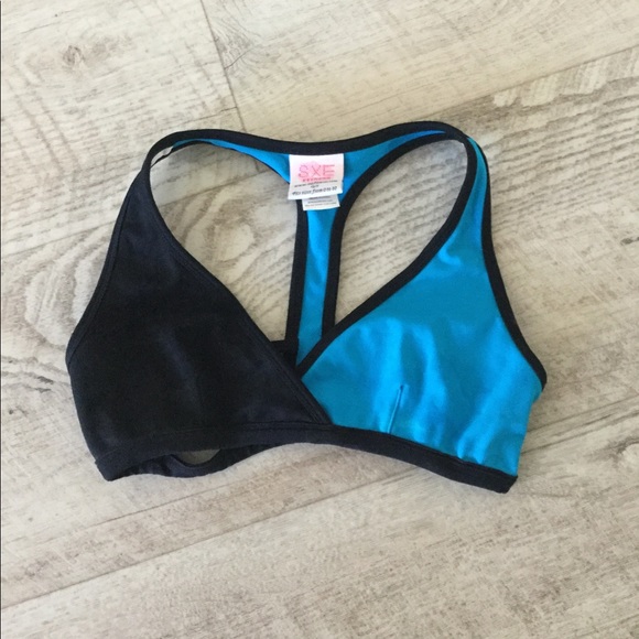 Fitness top - Picture 1 of 2